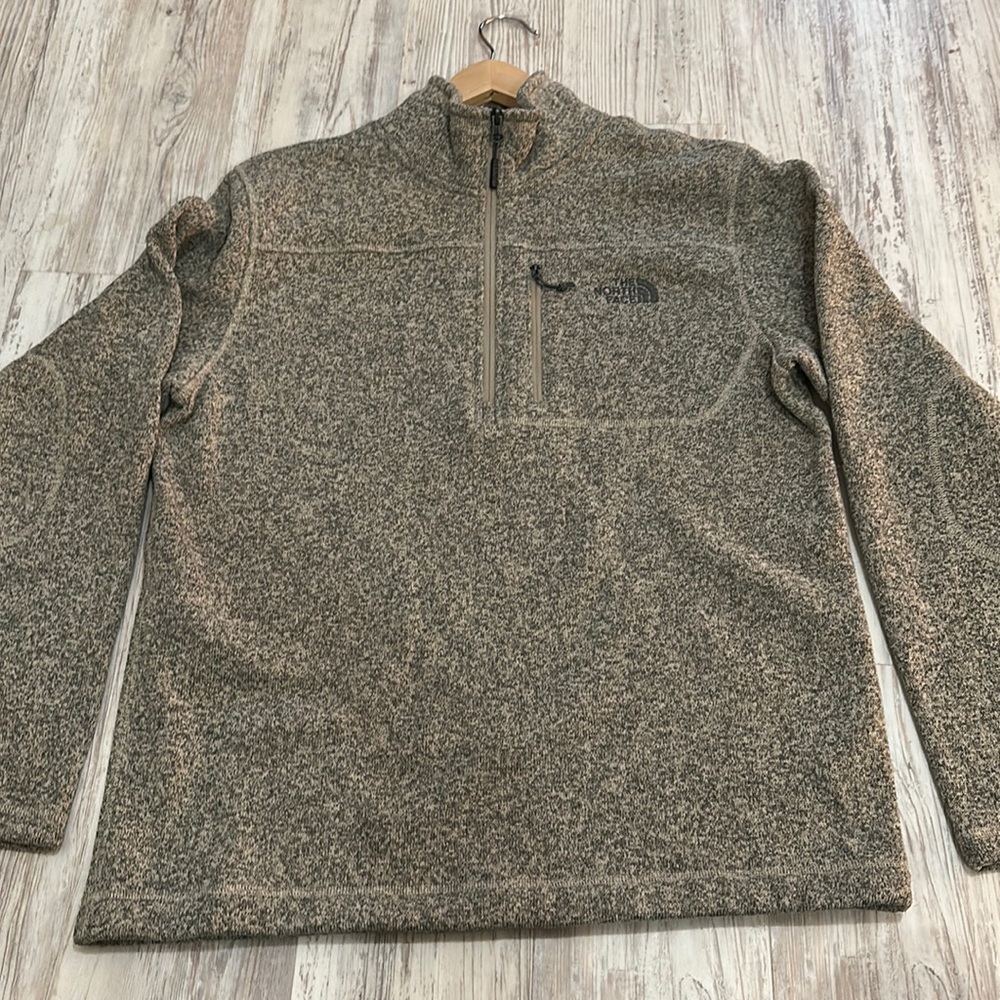 The North Face Men’s Zip up fleece jacket